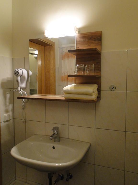 Jahnkes Gasthaus-Pension Garni Todesfelde Rum bild